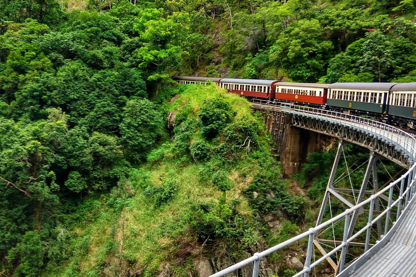 Cairns scenic train